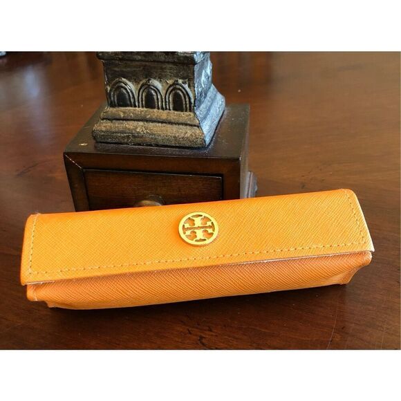 TORY BURCH - 🎉HP🎉 Leather Eyeglass Case in Orange. LIKE NEW! - Picture 12 of 12
